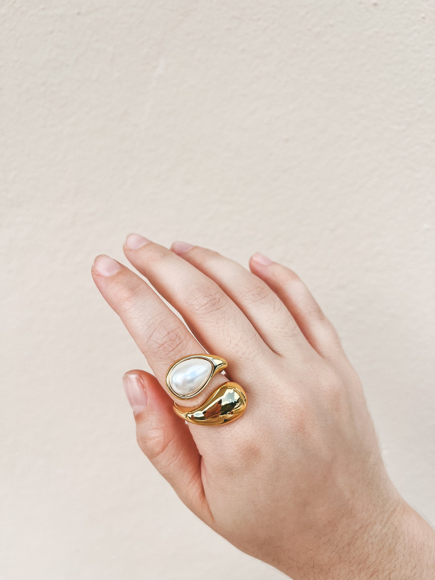 Bertha Ring (White)
