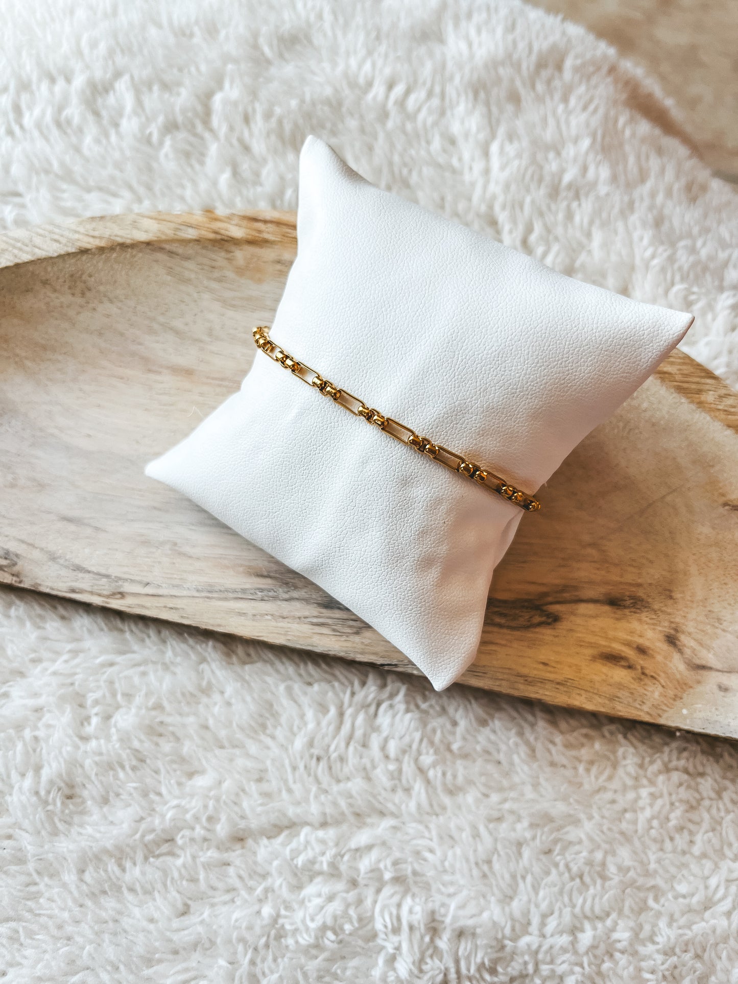Lin Bracelet