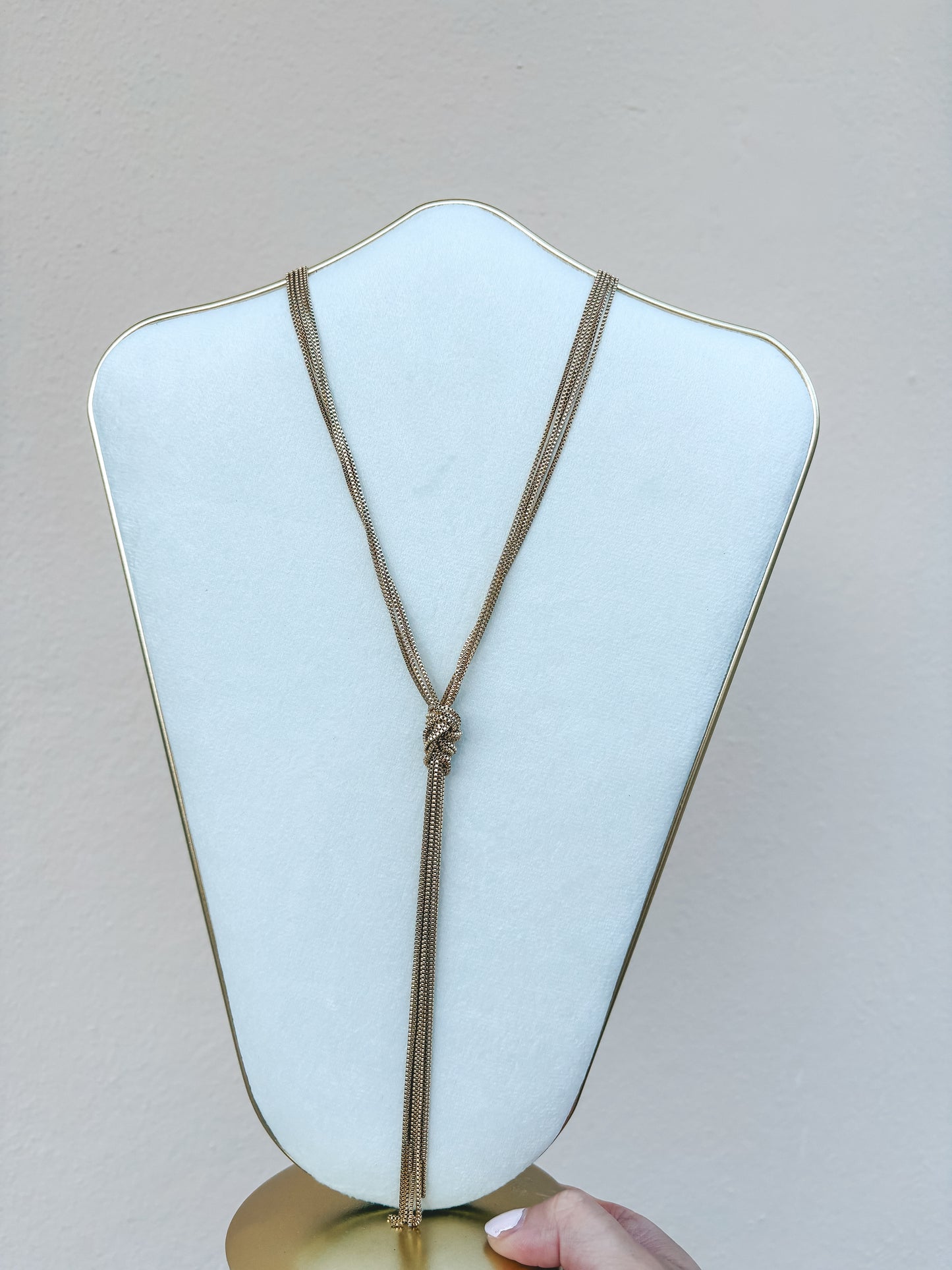 Knot Necklace