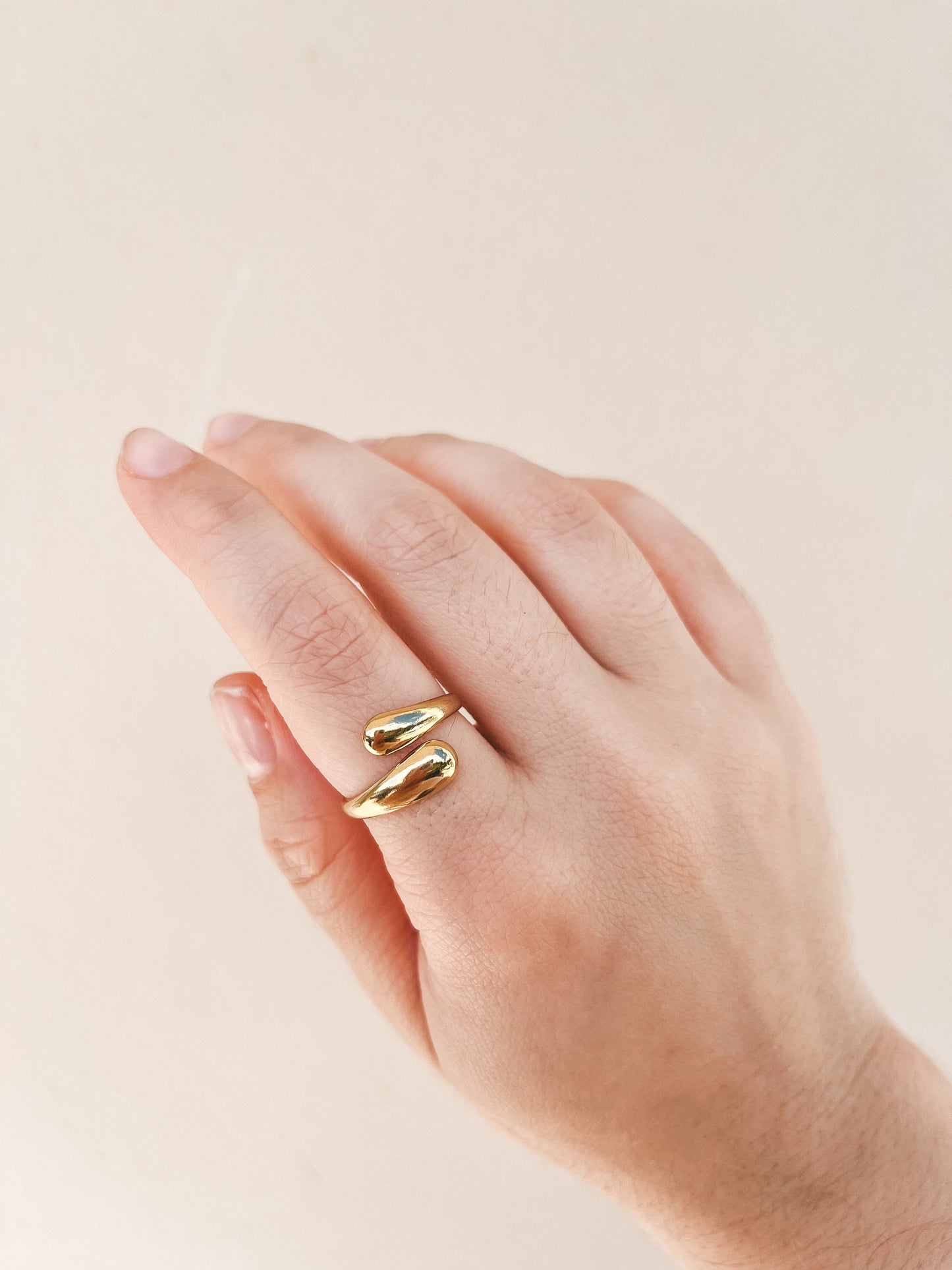 Demi Ring