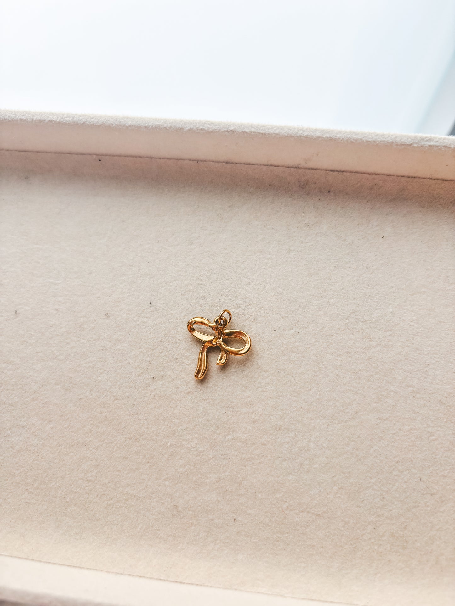 Lazo Charm