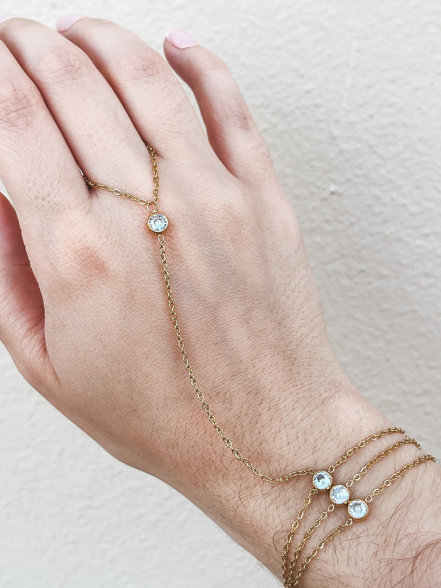 Spark Hand Chain