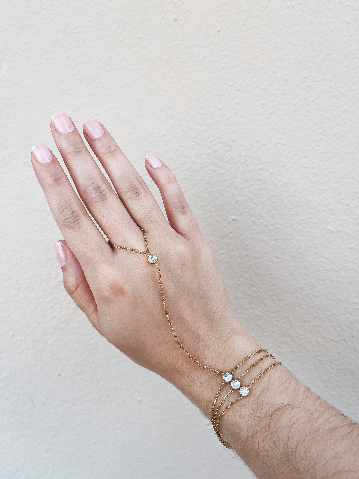 Spark Hand Chain