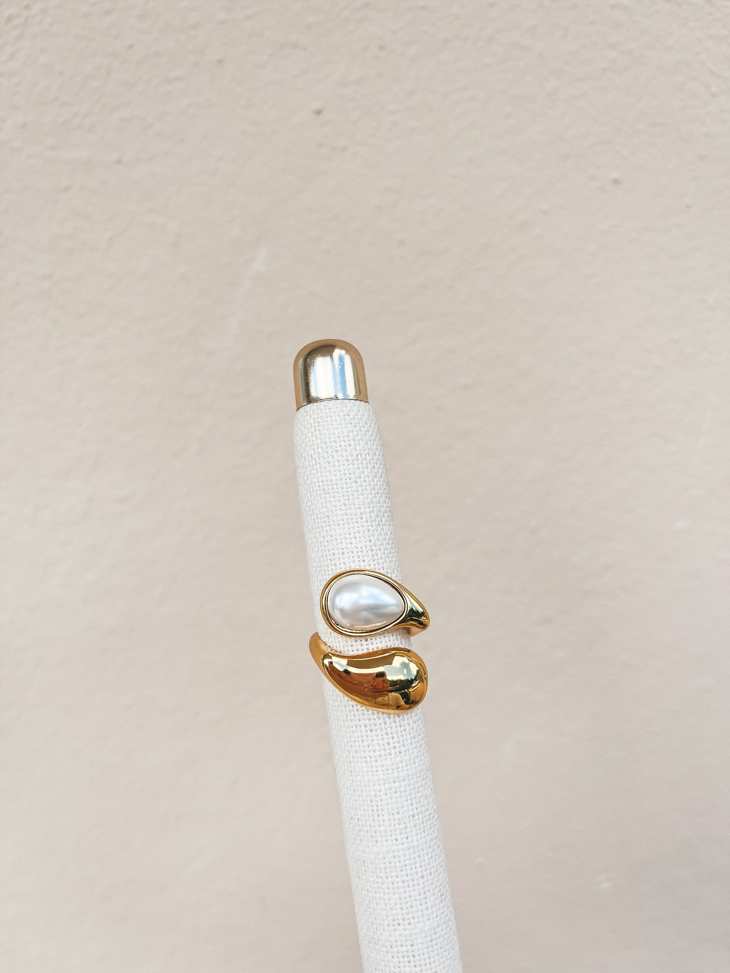 Bertha Ring (White)