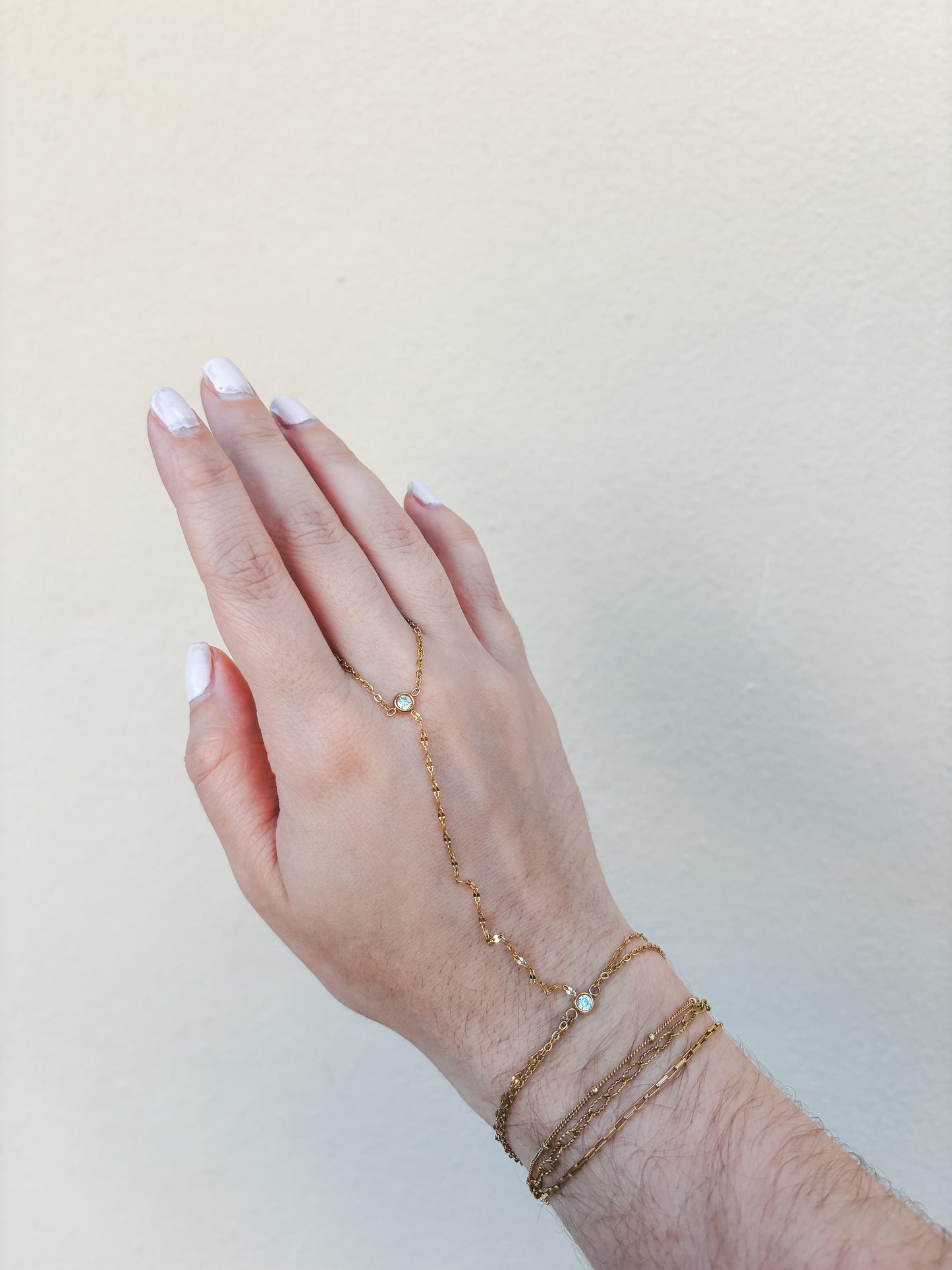 Lizzie Hand Chain
