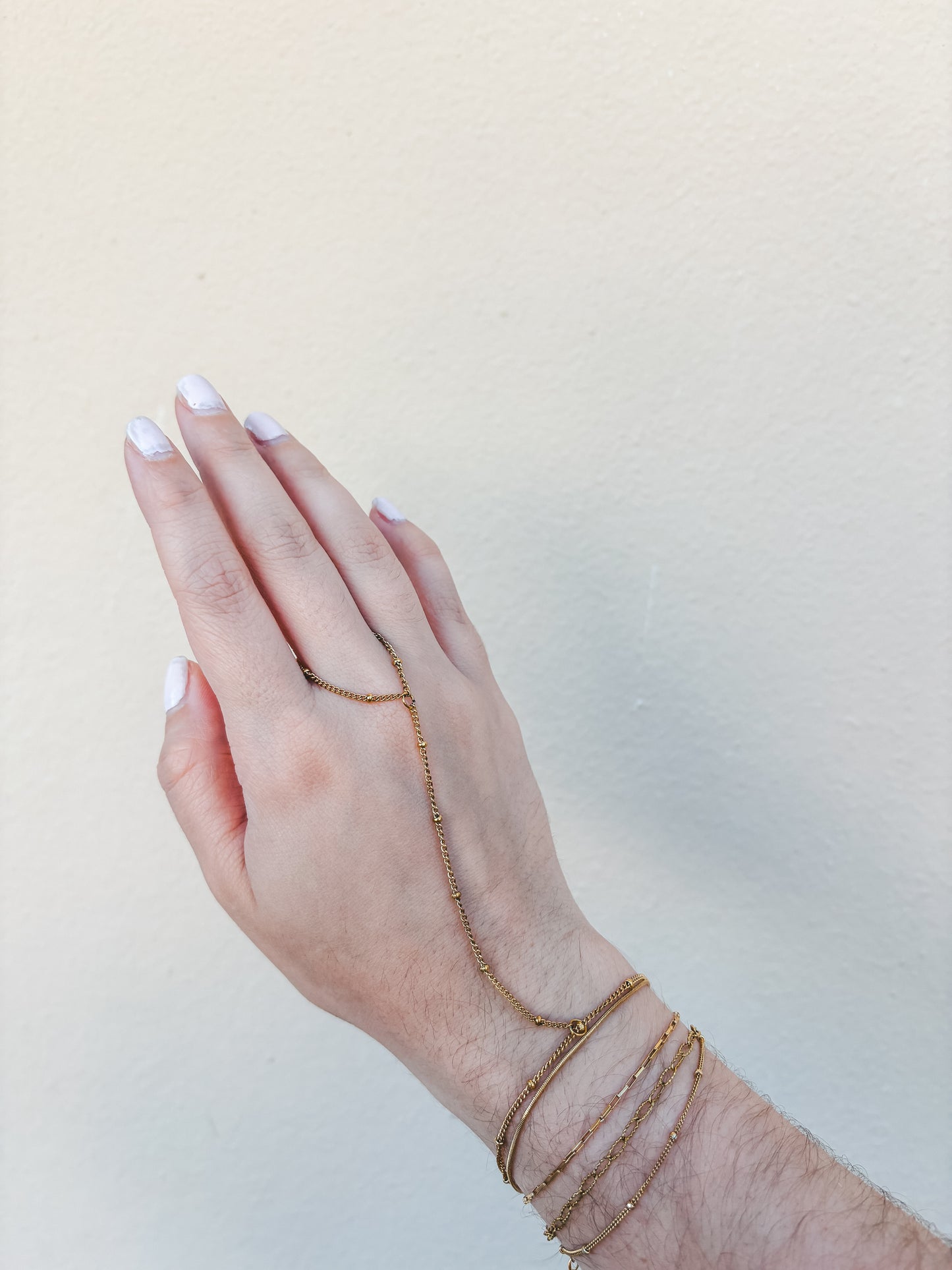 Simple Hand Chain
