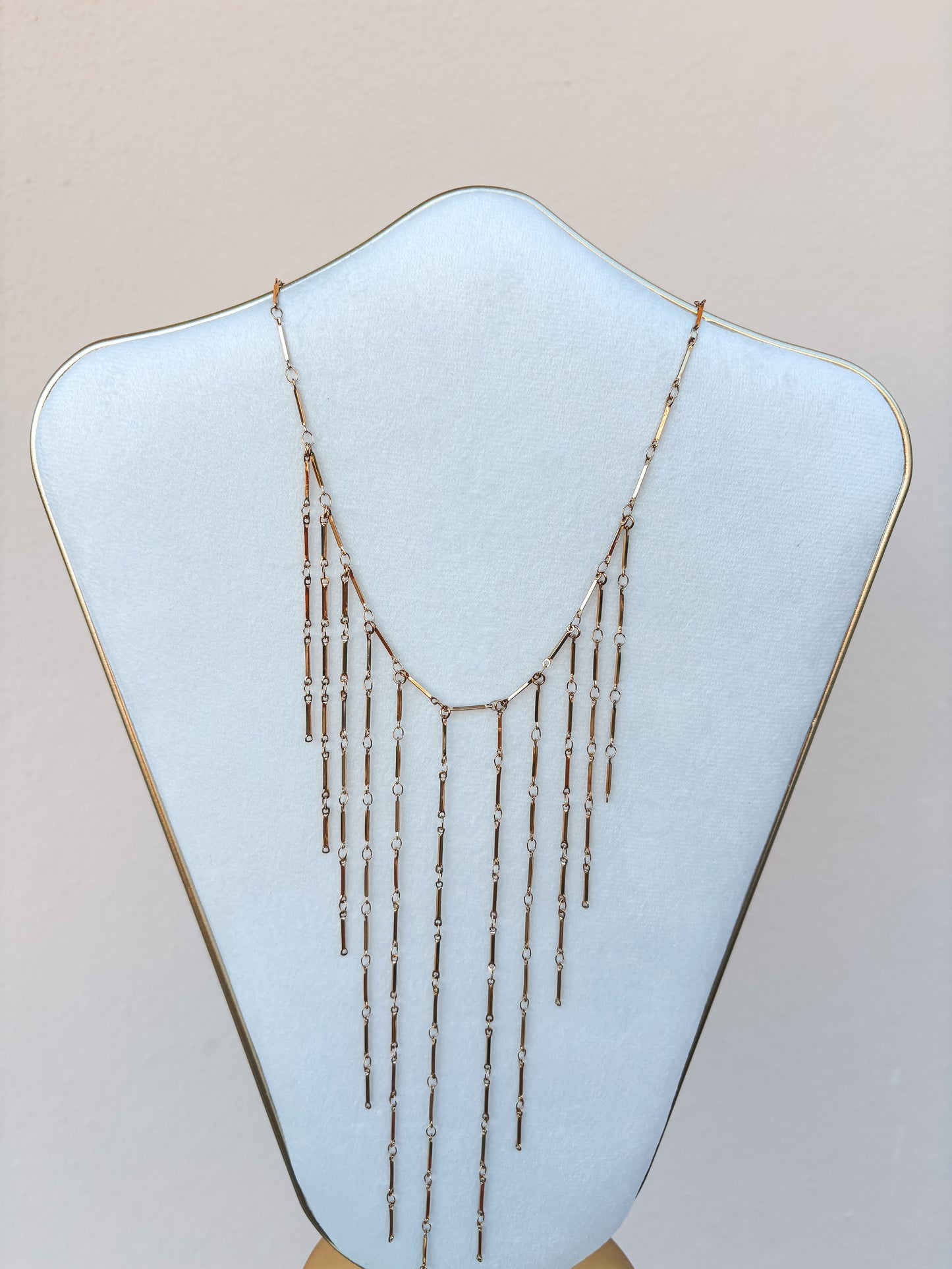 Elevé Necklace