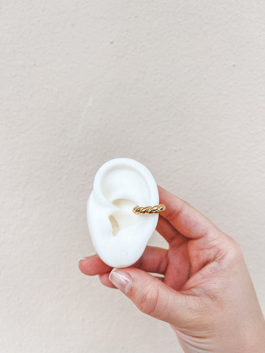 Twist Ear Cuff