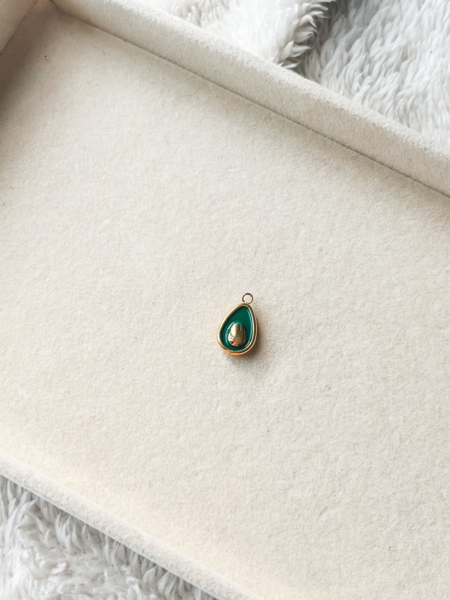 Aguacate Charm