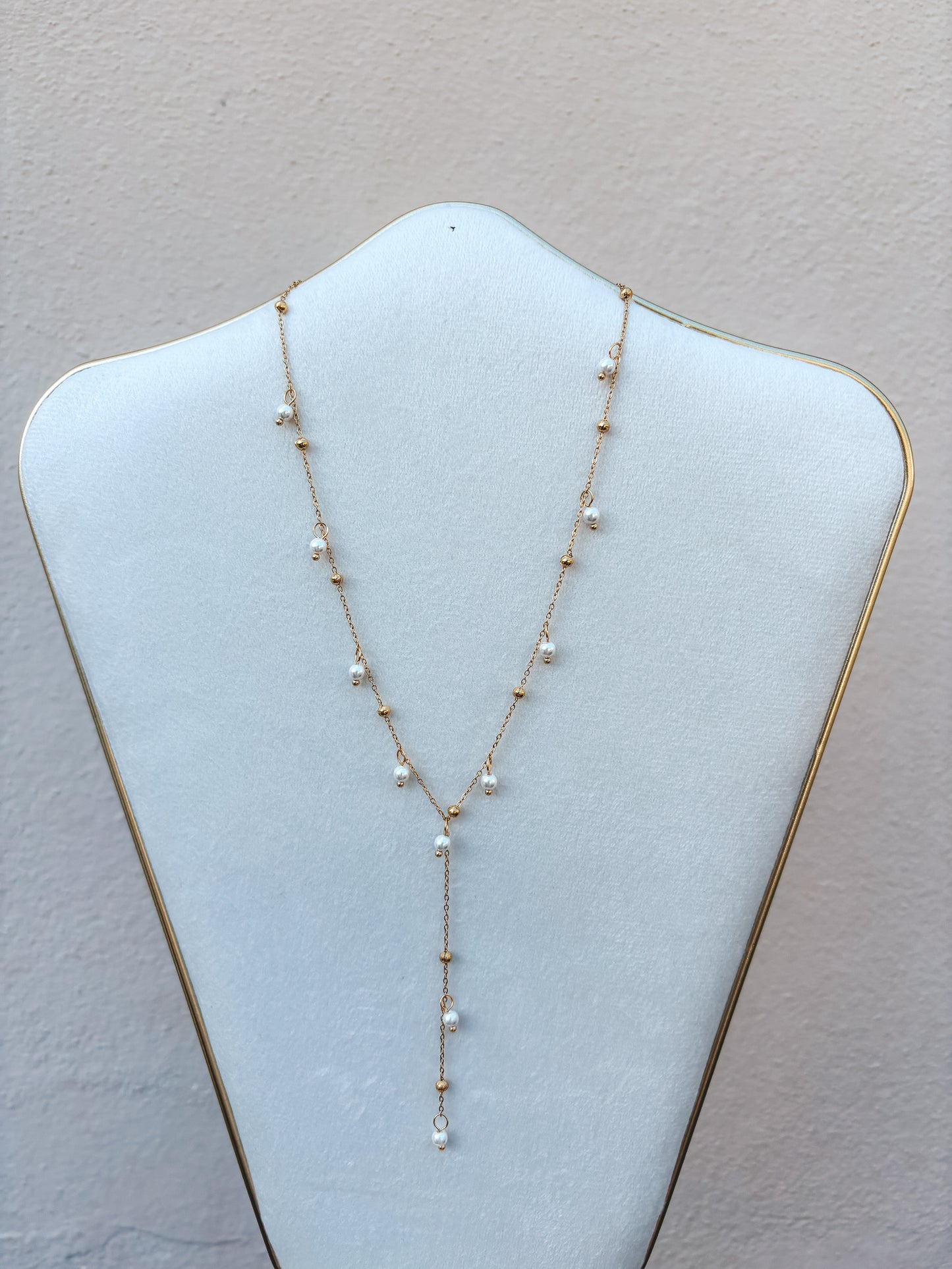 Pearl Lariat