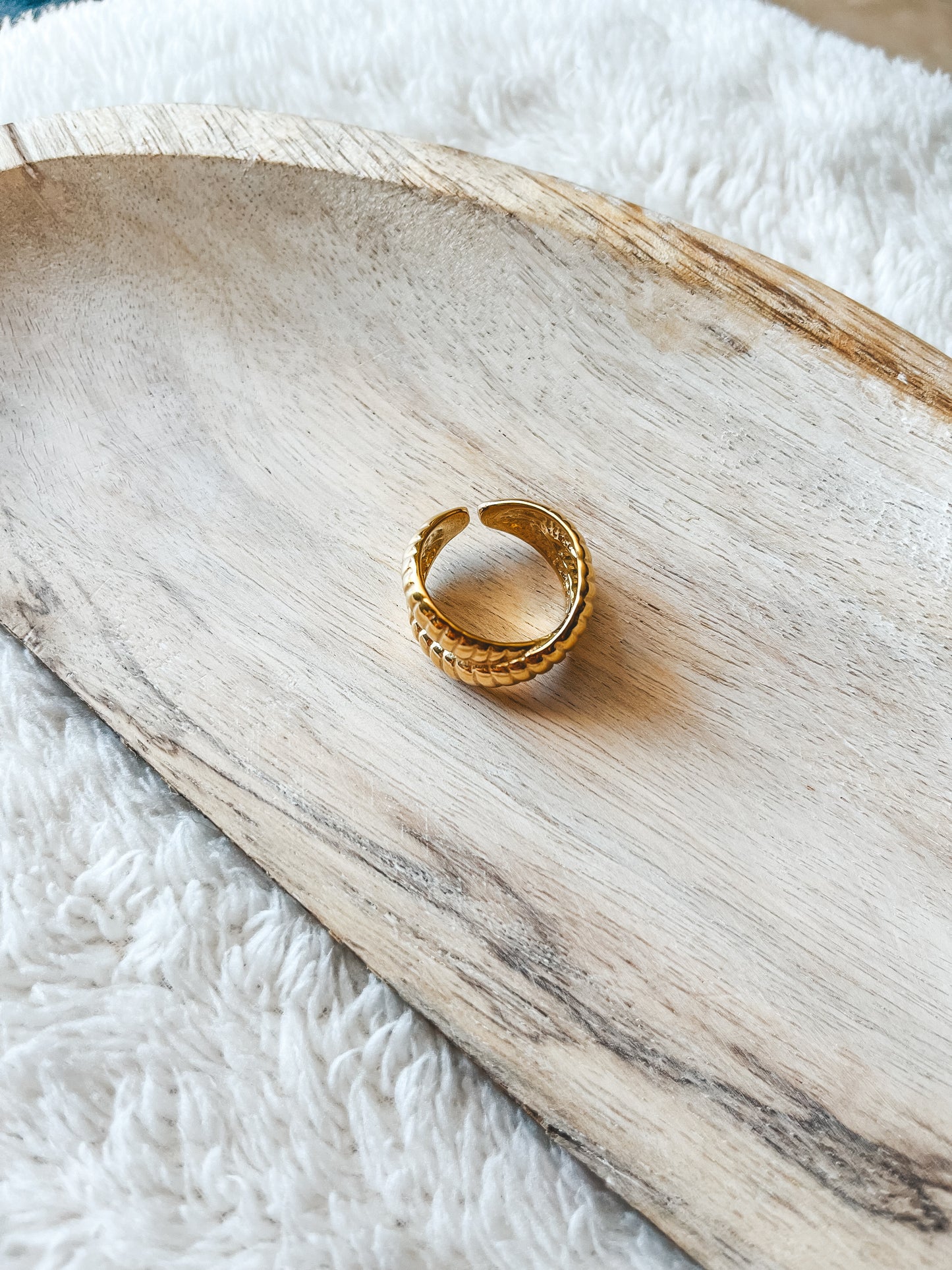 Cross Ring